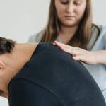 Leczenie bólu pleców — skuteczne metody, ćwiczenia i porady specjalistów